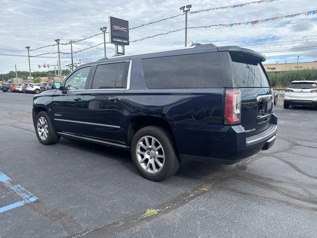 Photo of 2018 Dark Sapphire Blue Metallic GMC Yukon XL