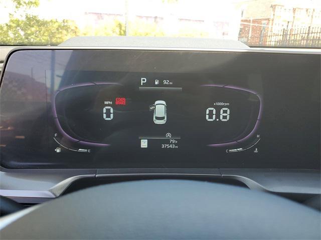 Photo of 2023 Everlasting Silver Kia Telluride