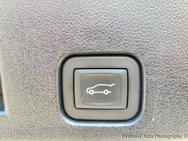 Photo of 2025 Sterling Metallic GMC Acadia