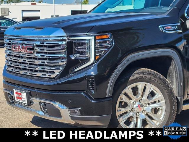 Photo of 2024 Onyx Black GMC Sierra 1500