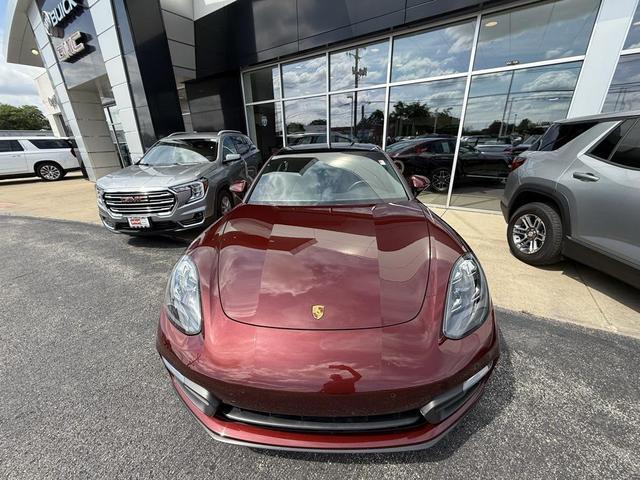 Photo of 2022 Red Porsche Panamera