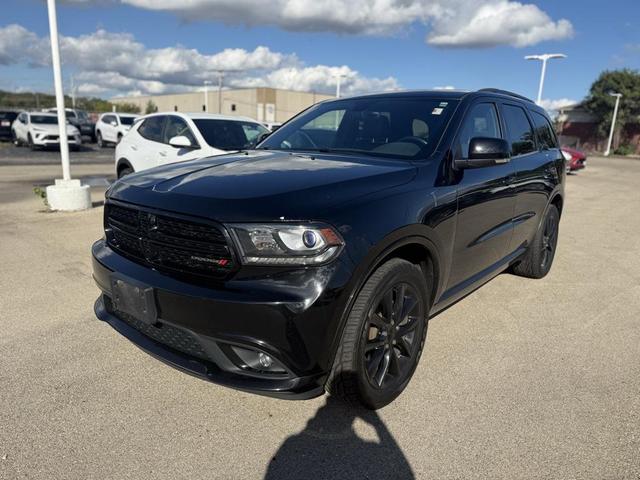 Photo of 2017 DB Black Crystal Clearcoat Dodge Durango