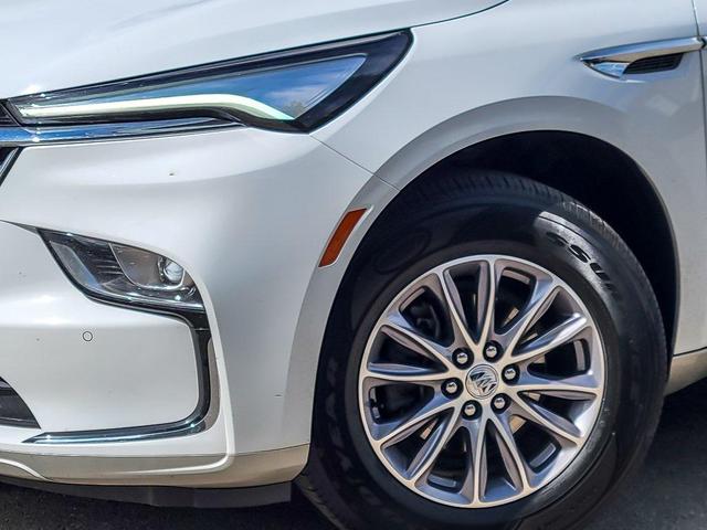 Photo of 2024 Summit White Buick Enclave