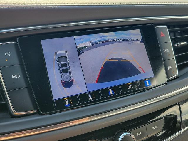 Photo of 2024 Summit White Buick Enclave