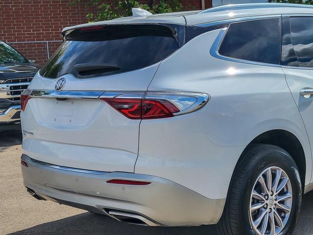 Photo of 2024 Summit White Buick Enclave