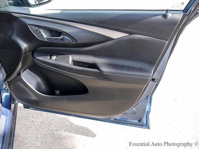 Photo of 2024 Ocean Blue Metallic Buick Envista