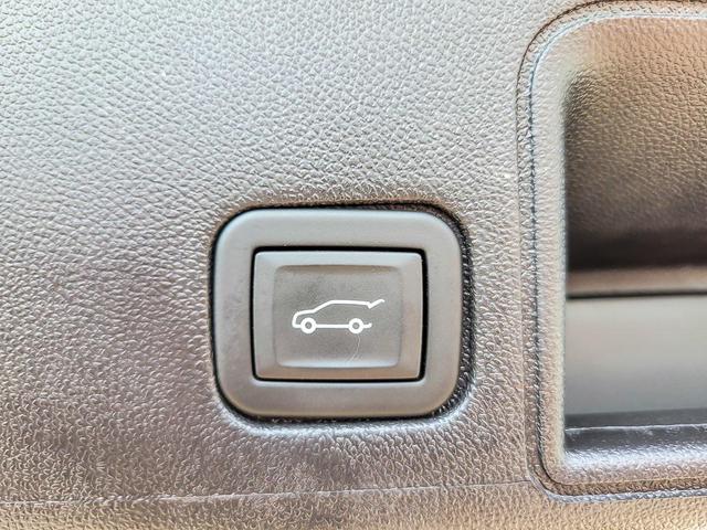 Photo of 2024 Volcanic Red Tintcoat GMC Terrain