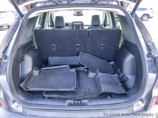 Photo of 2021 Carbonized Gray Metallic Ford Escape