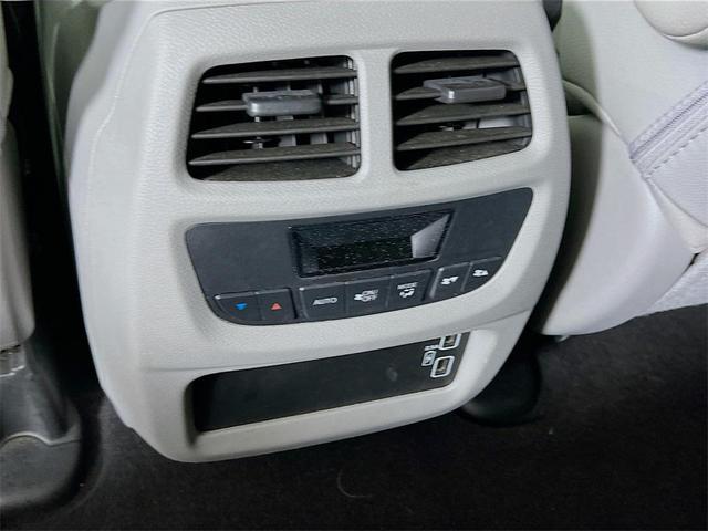 Photo of 2021 Obsidian Blue Pearl Honda Pilot
