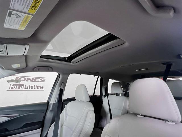 Photo of 2021 Obsidian Blue Pearl Honda Pilot