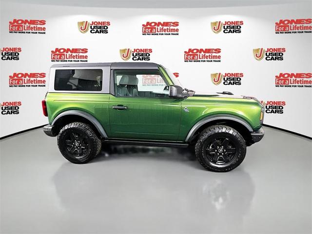Photo of 2022 Eruption Green Metallic Ford Bronco