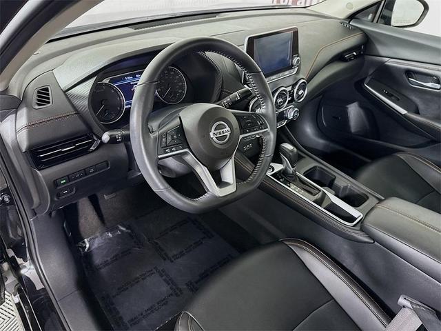 Photo of 2022 Black Nissan Sentra