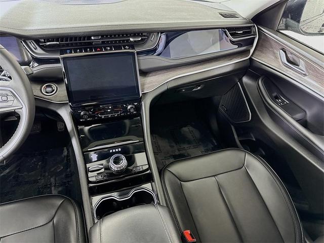 Photo of 2023 Diamond Black Jeep Grand Cherokee 4xe