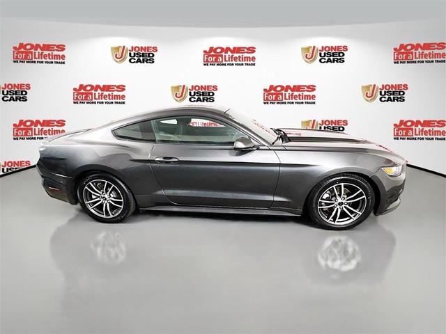 Photo of 2017 Magnetic Ford Mustang