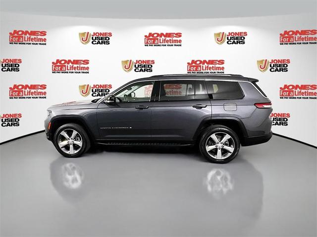 Photo of 2022 Metallic Jeep Grand Cherokee L