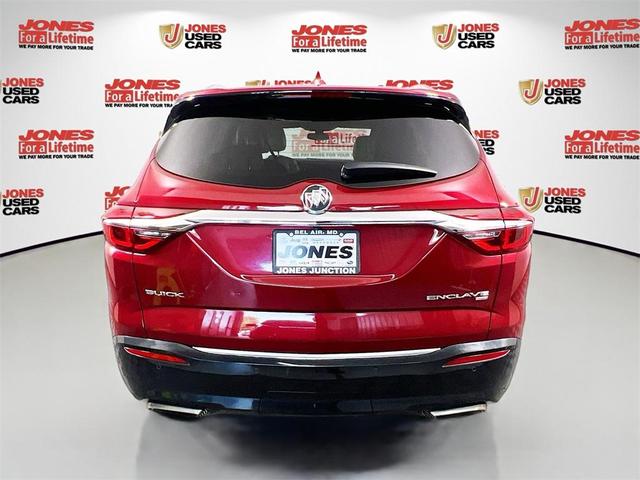 Photo of 2018 Red Quartz Tintcoat Buick Enclave