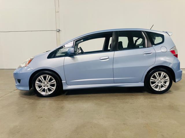 Photo of 2009 Lt Blue Honda Fit