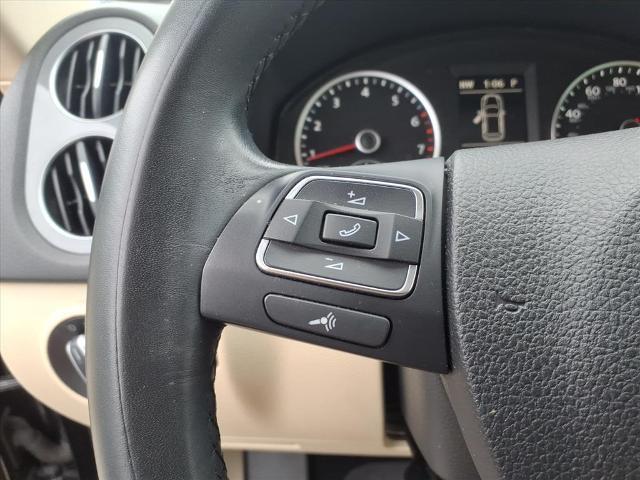 Photo of 2017 Deep Black Pearl Volkswagen Tiguan