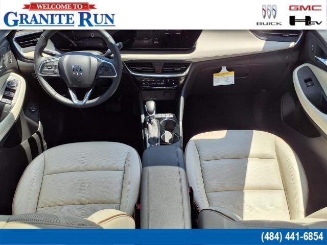 Photo of 2024 White Frost Tricoat Buick Encore GX