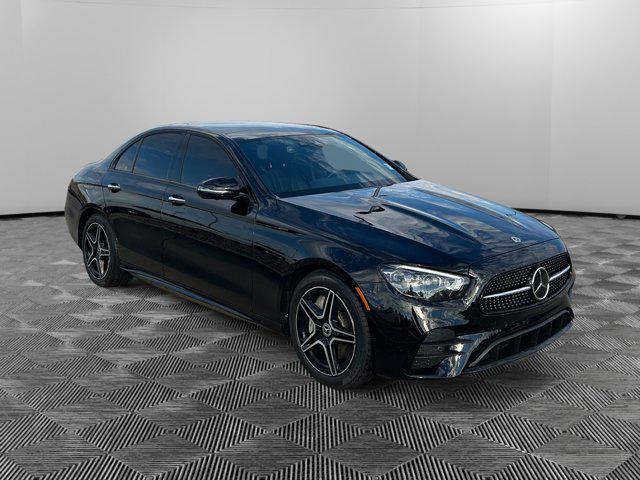 Photo of 2022 Black Mercedes-Benz E-Class
