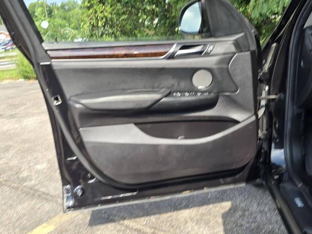 Photo of 2017 Black Sapphire Metallic BMW X3