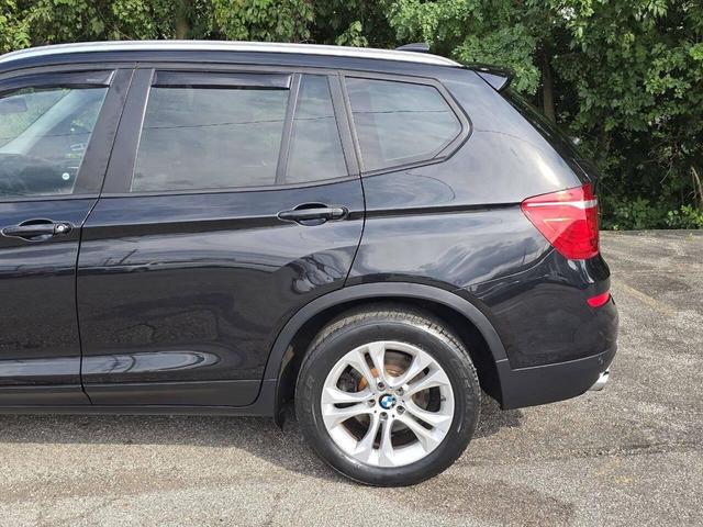 Photo of 2017 Black Sapphire Metallic BMW X3