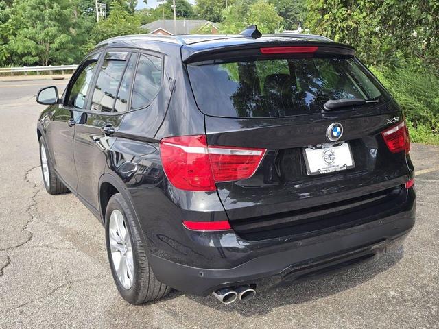 Photo of 2017 Black Sapphire Metallic BMW X3