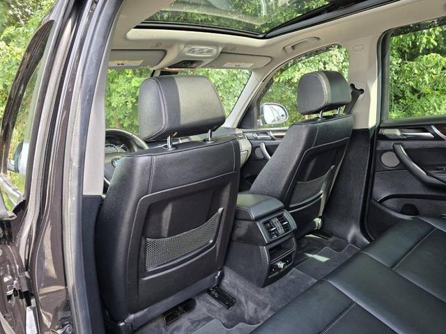 Photo of 2017 Black Sapphire Metallic BMW X3
