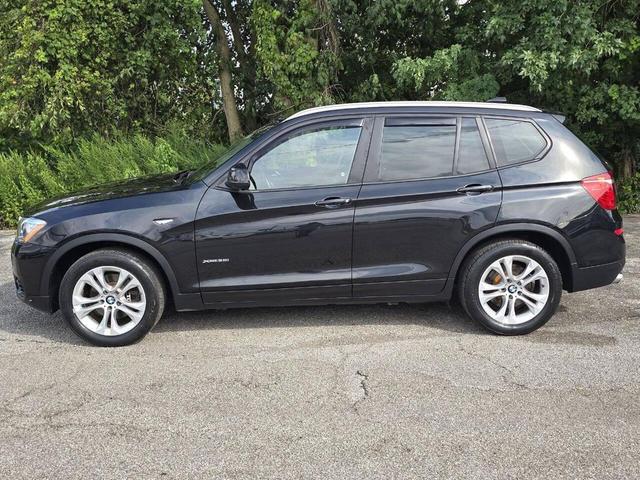 Photo of 2017 Black Sapphire Metallic BMW X3