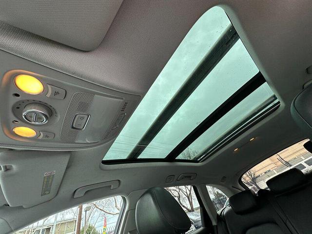 Photo of 2010 Brilliant Black Audi A4