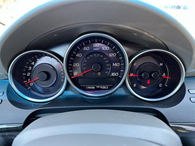 Photo of 2010 Silver Jade Metallic Acura RL