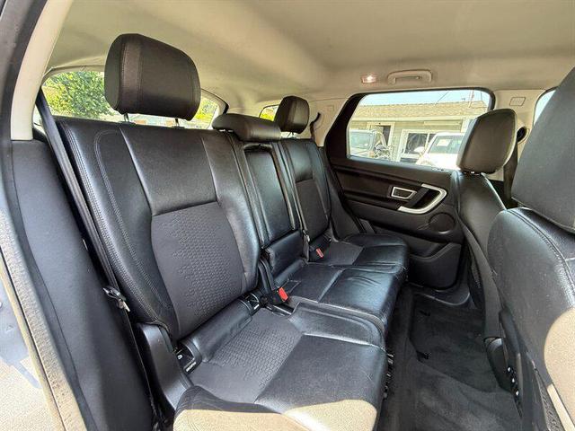 Photo of 2017 Fuji White Land Rover Discovery Sport