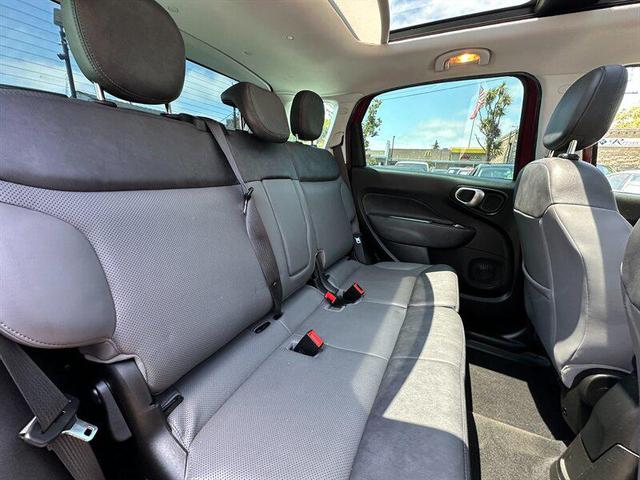Photo of 2016 Rosso Perla (Deep Lava Red Pearl) FIAT 500L