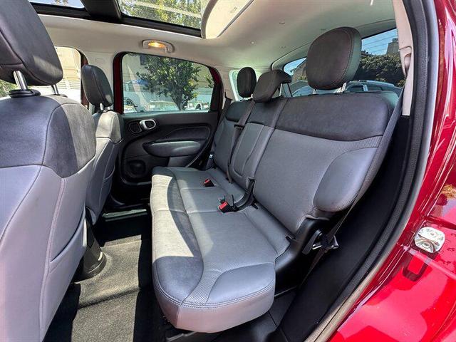 Photo of 2016 Rosso Perla (Deep Lava Red Pearl) FIAT 500L