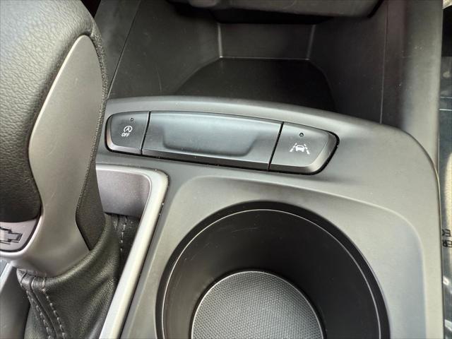 Photo of 2025 GRAY Chevrolet Trax