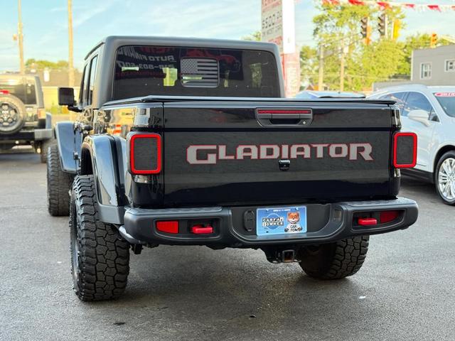 Photo of 2021 Black Clearcoat Jeep Gladiator
