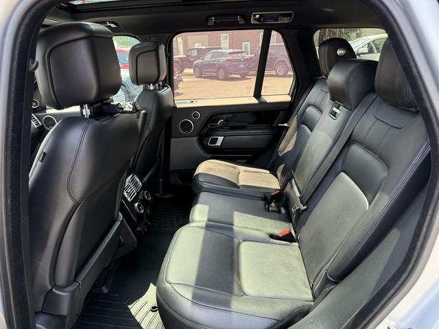 Photo of 2020 SILVER Land Rover Range Rover