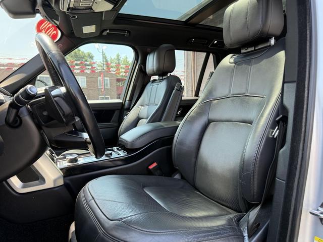 Photo of 2020 SILVER Land Rover Range Rover