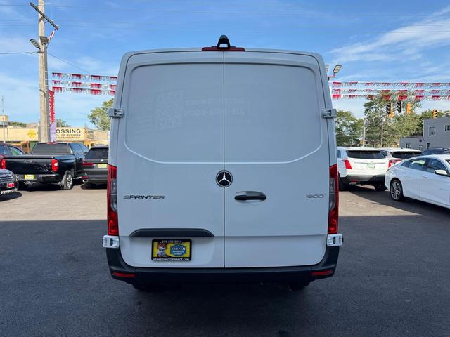 Photo of 2023 WHITE Mercedes-Benz Sprinter 1500