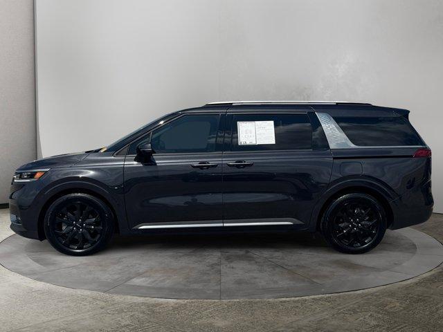 Photo of 2024 Metal Kia Carnival