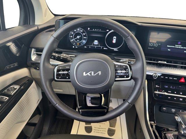 Photo of 2024 Metal Kia Carnival