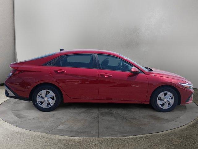Photo of 2025 Red Hyundai ELANTRA