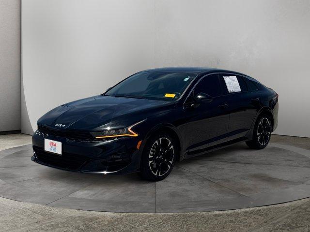 Photo of 2024 Ebony Black Kia K5