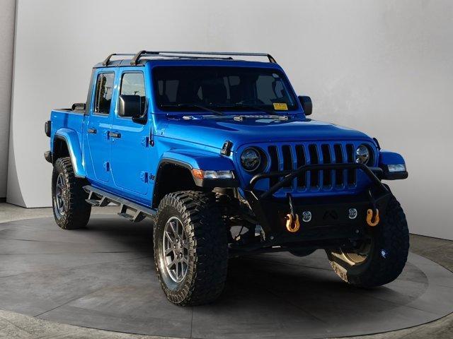 Photo of 2020 Hydro Blue Pearlcoat Jeep Gladiator