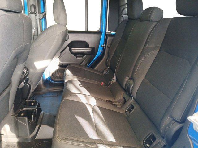 Photo of 2020 Hydro Blue Pearlcoat Jeep Gladiator