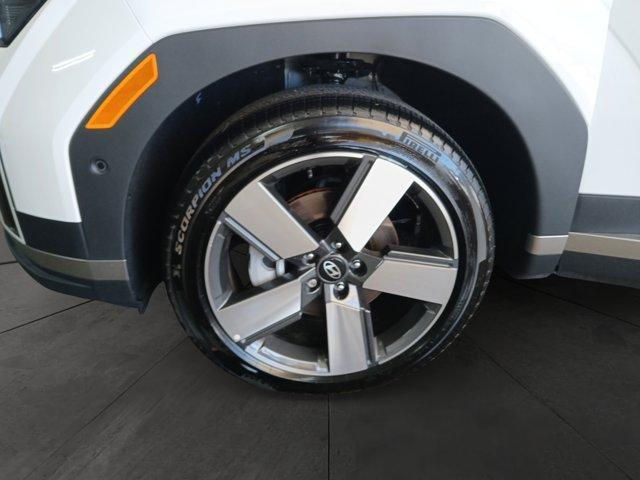 Photo of 2025 White Hyundai SANTA FE HEV