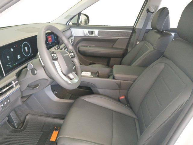 Photo of 2025 White Hyundai SANTA FE HEV
