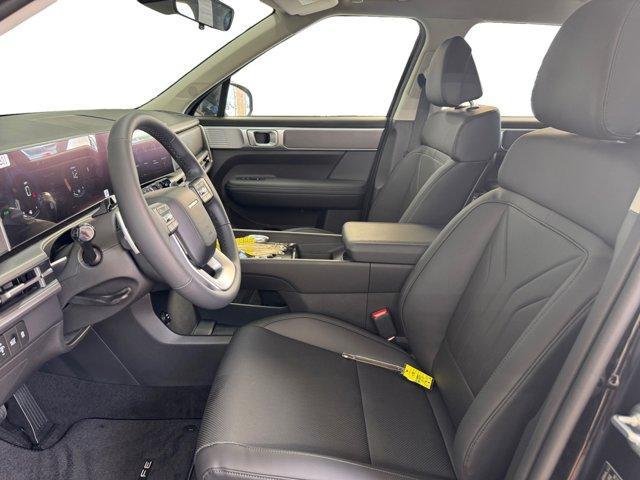 Photo of 2025 Phantom Black Hyundai SANTA FE HEV