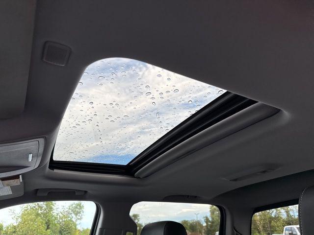 Photo of 2018 Centennial Blue Metallic Chevrolet Silverado 1500