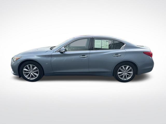 Photo of 2014 Hagane Blue INFINITI Q50